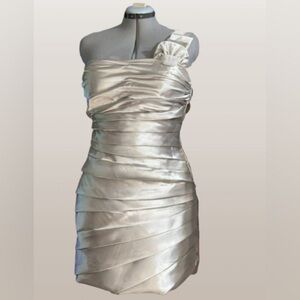 NWOT, Cindy USA evening dress. One shoulder, back lacing